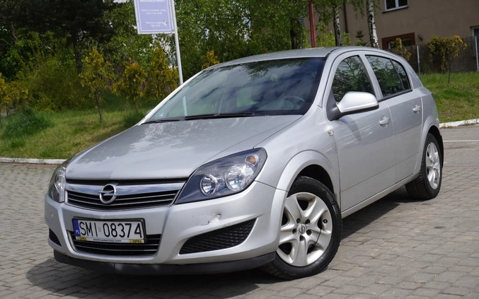 Opel Astra cena 9999 przebieg: 341000, rok produkcji 2010 z Katowice małe 631